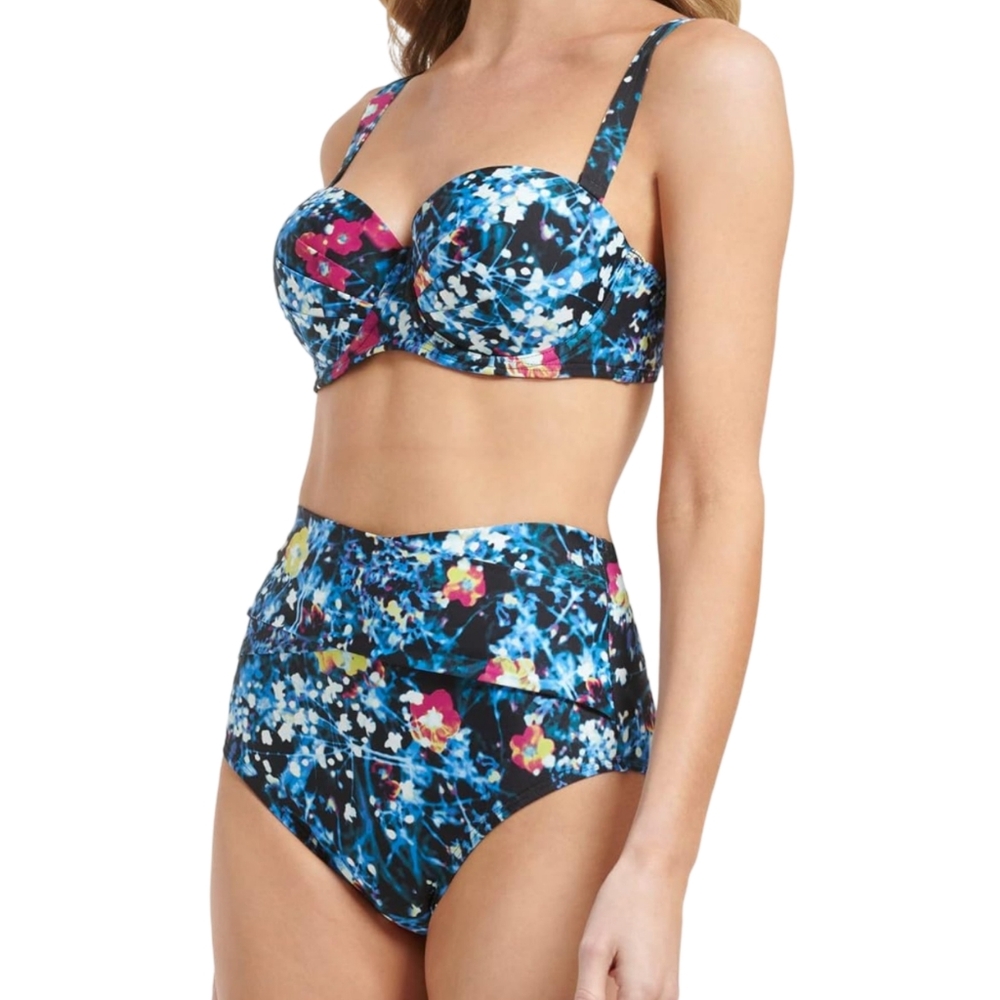 1 Calvin Klein 2 piece swimshit size large